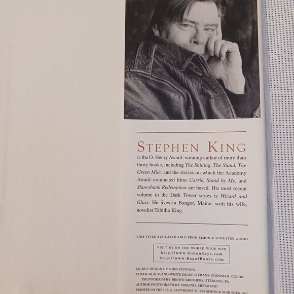 Bag of Bones, A Novel by Stephen King Hardcover Book - Picture 3 of 10